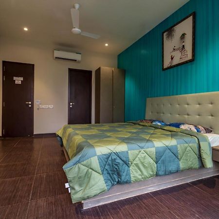 Saffronstays Aspen, Lonavala - Luxury Pool Villa With Games And Tv Room Near Bhushi Dam Экстерьер фото